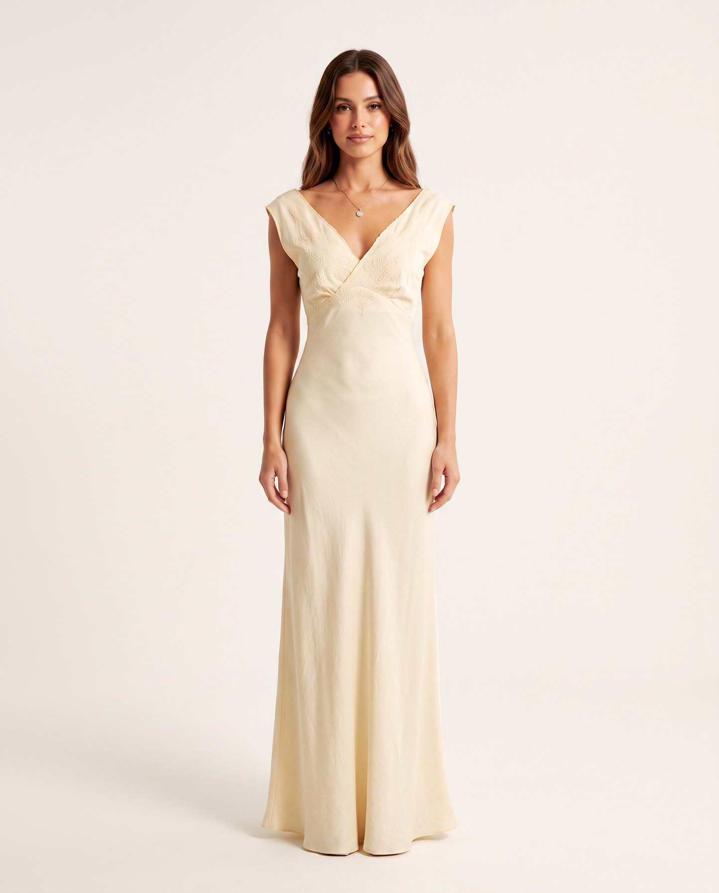 Amélie – Embroidered Off-Shoulder Maxi Dress